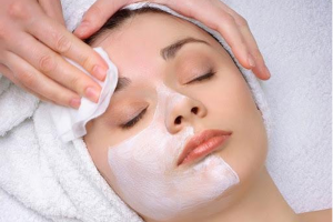 Ngành chăm sóc sắc đẹp là gì? Cơ hội khi ra trường